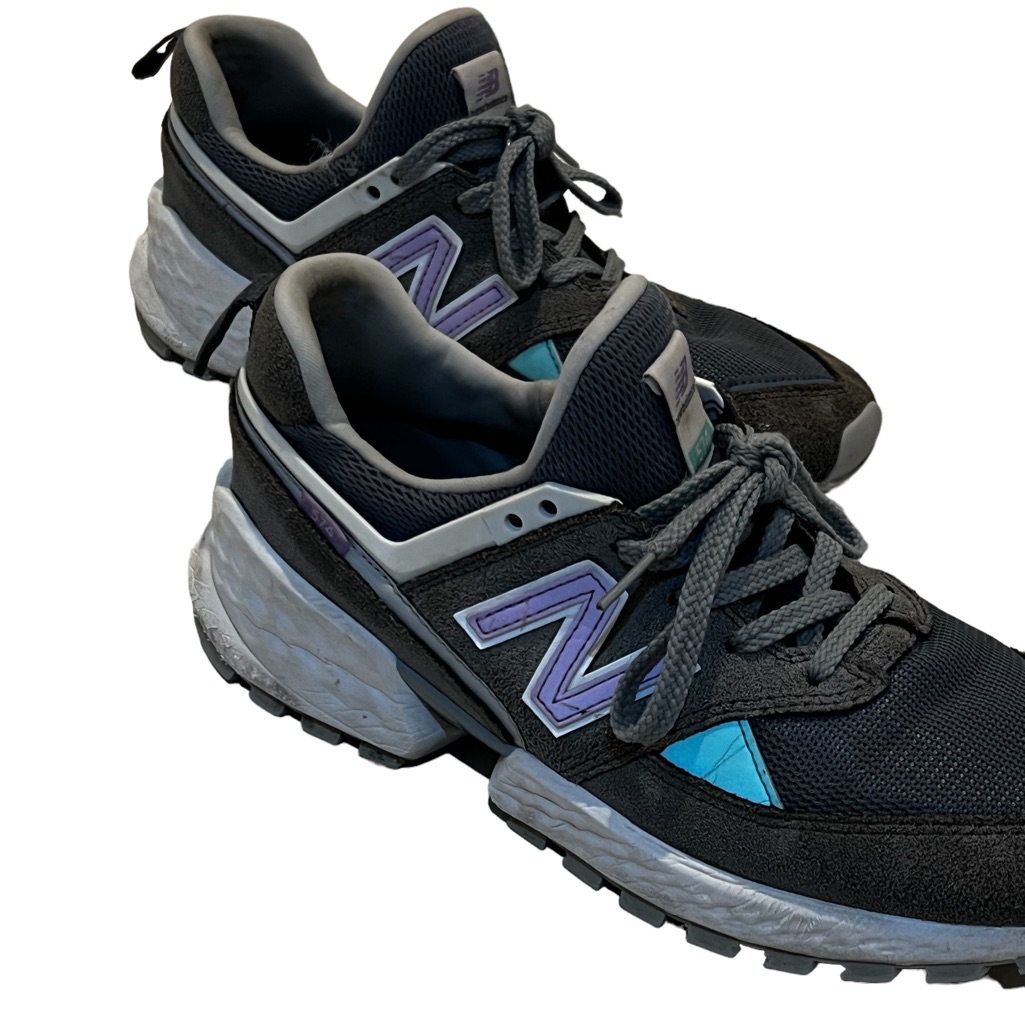 Womens New Balance Sneaker